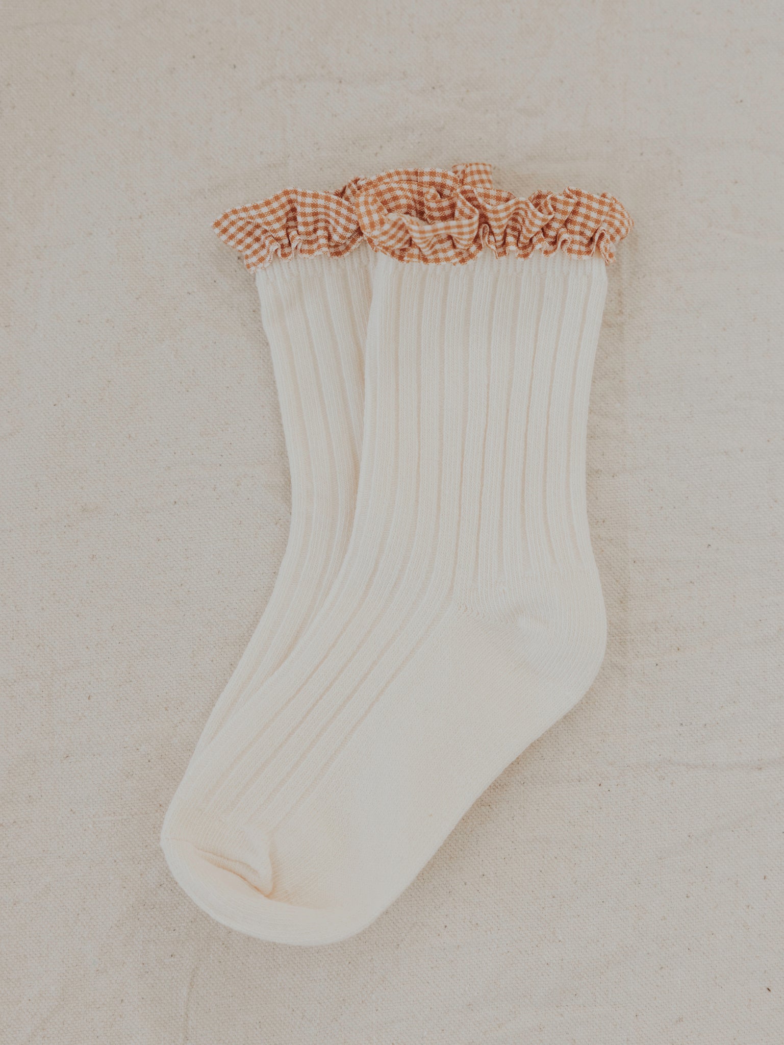 Frilly Byron - Milk Valencia Socks – Bay